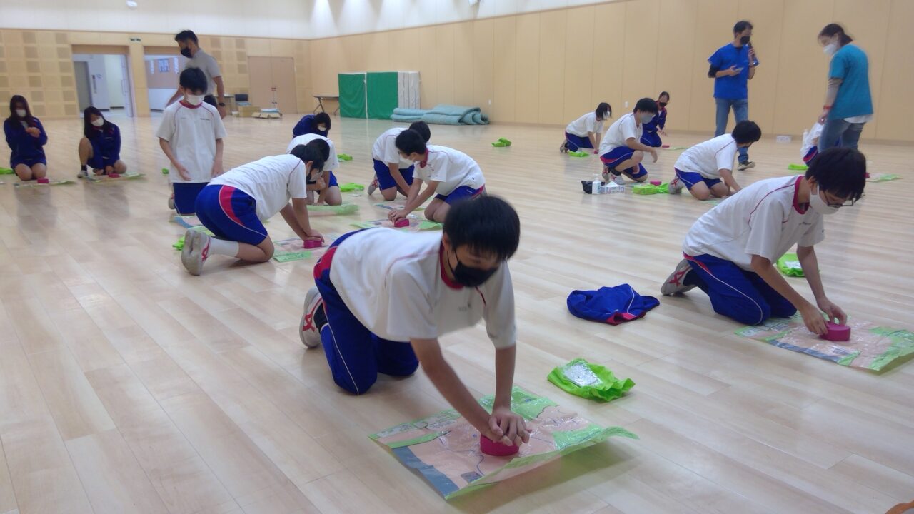 10/8 中学2年 AED講習｜News｜常翔啓光学園中学校