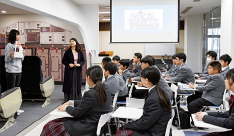 関西外国語大学との連携